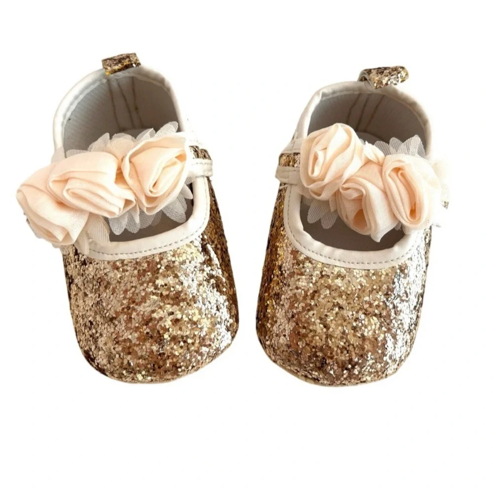 NEW Gold Glitter Baby Dress Shoes w/Floral Accent BABY Size 3 - New Without Tags